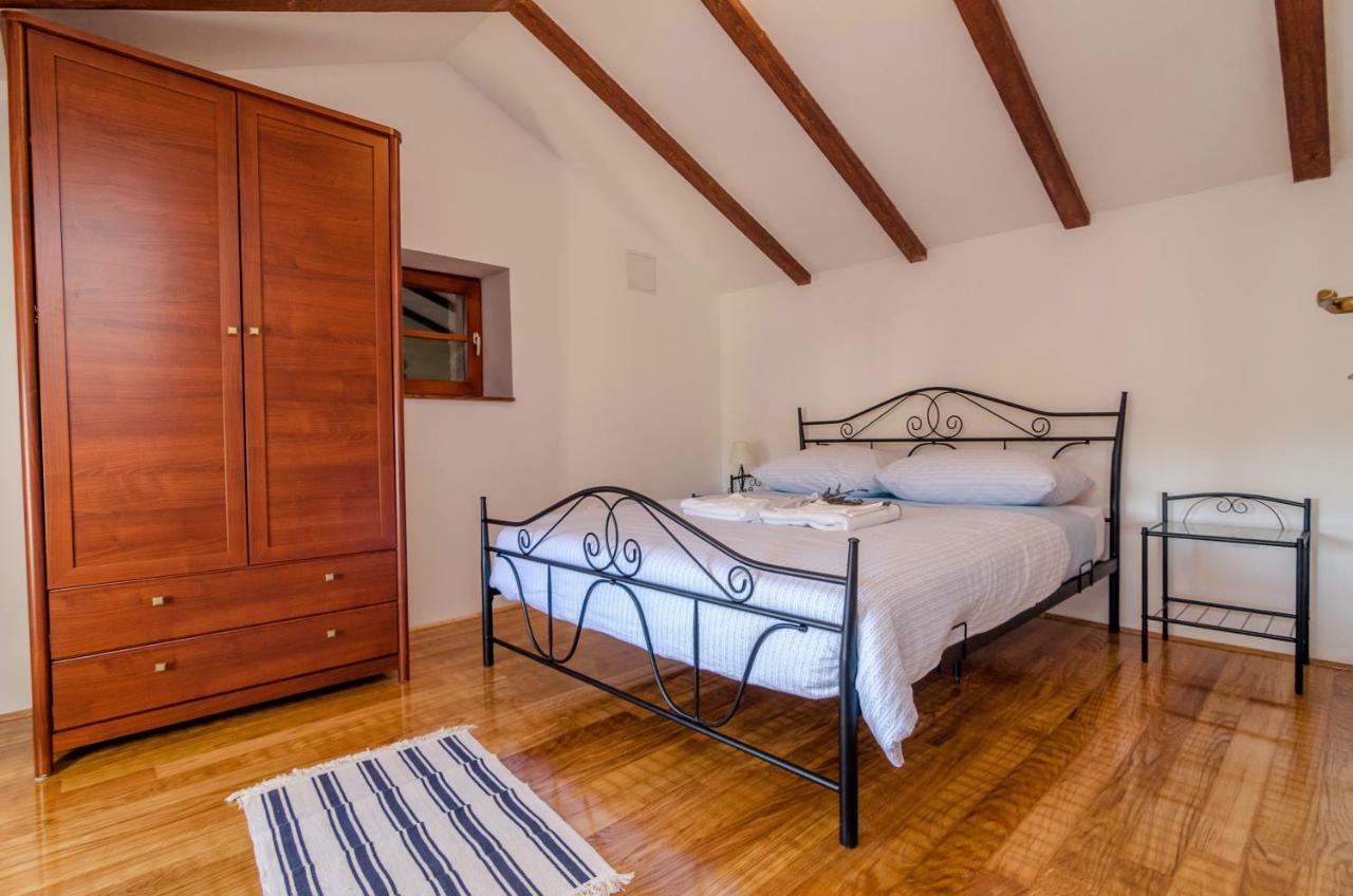 Stone House Knezevic Villa Vinjerac Bagian luar foto